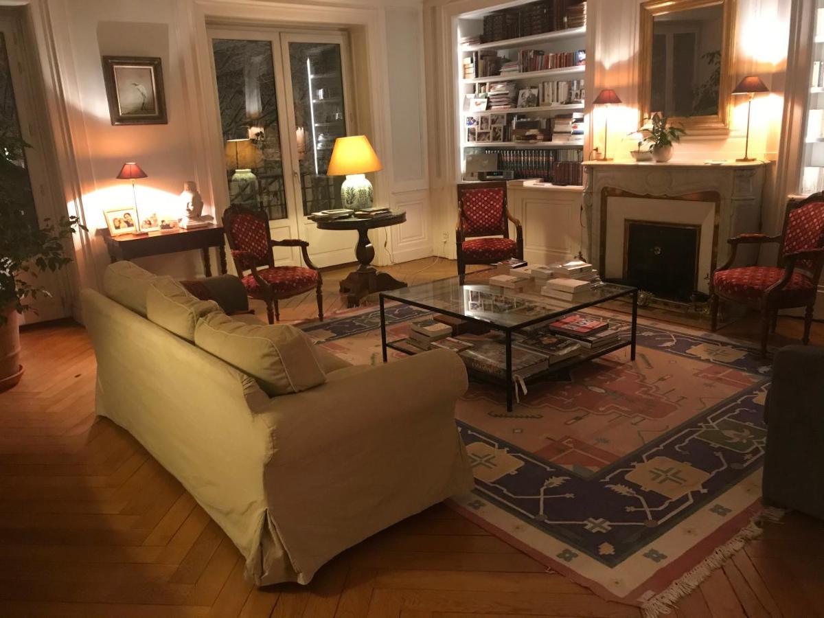 Berges Du Rhone/ Chambre Avec Balcon Лион Экстерьер фото