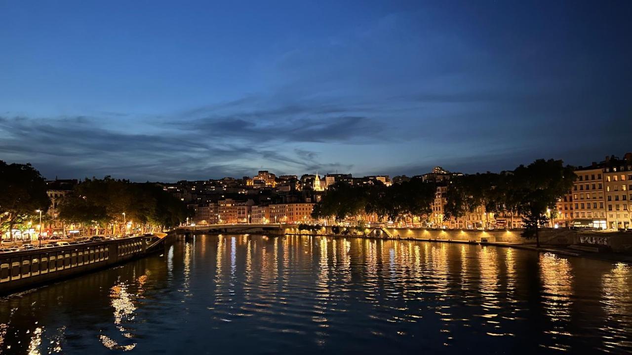 Berges Du Rhone/ Chambre Avec Balcon Лион Экстерьер фото